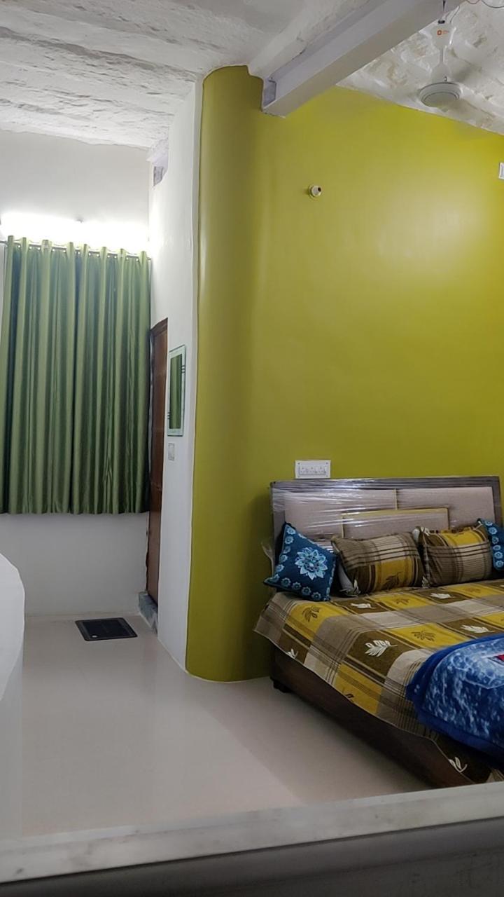 Ugs Guest House จ๊อดปูร์ ภายนอก รูปภาพ